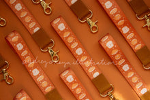 Load image into Gallery viewer, Bread Little Lanyard
